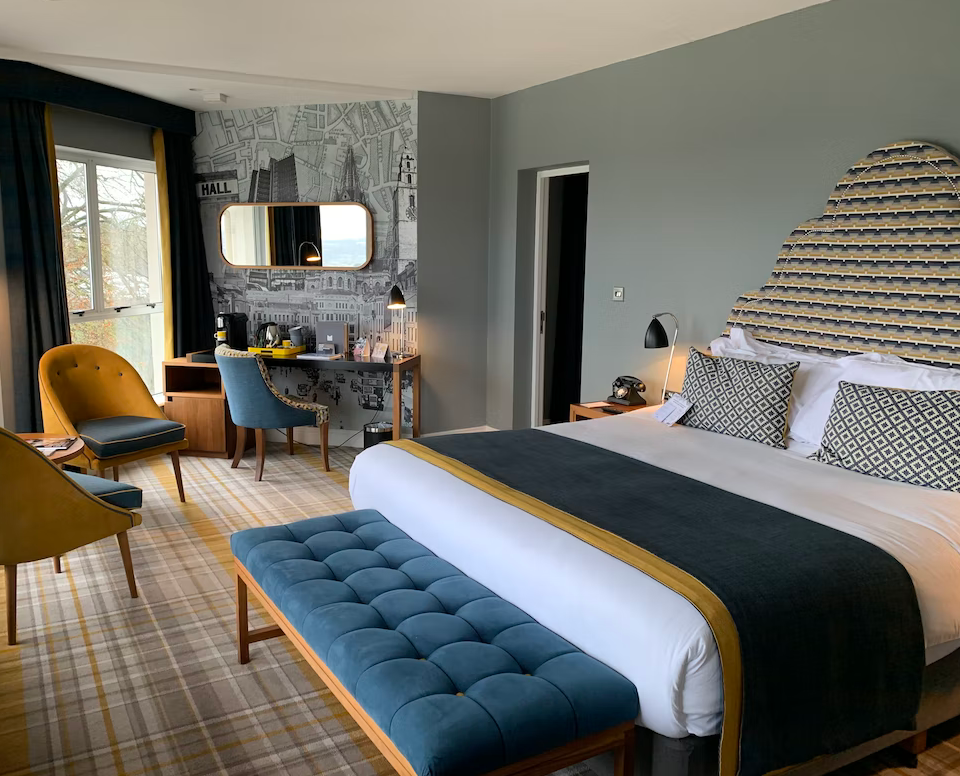 Premium City View Suite